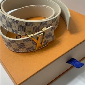 Louis Vuitton Belt Size 80/32